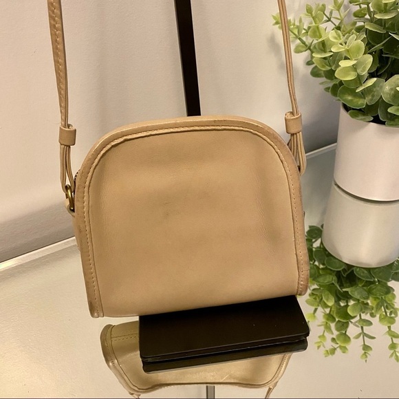 Coach Abbie Leather Crossbody White / Cream - Picture 5 of 10